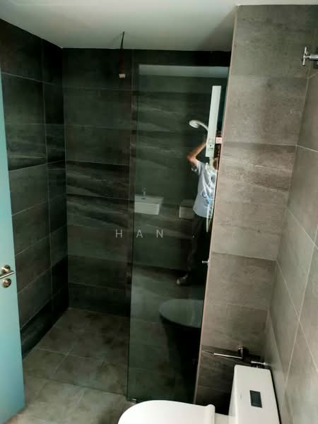 Condominium for Sale at Arinna - Han . - Bathroom - PropertyGuru.com.my