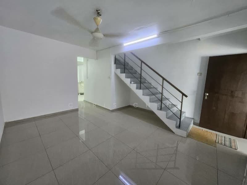 Rumah Teres 2 Tingkat untuk Disewa di Taman Johor Jaya (Johor Bahru) - Chris Chin - Interior - PropertyGuru.com.my