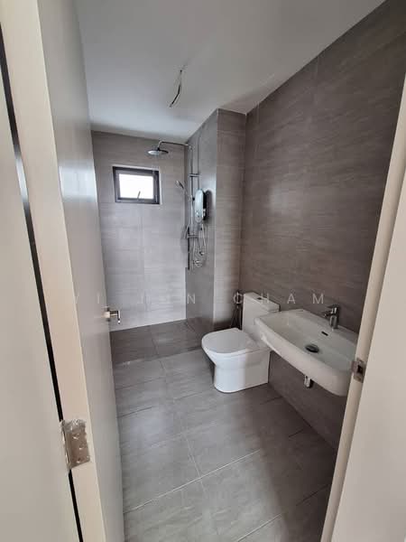 Service Residence for Rent at Residensi Ava @ Kiara Bay - Yi Jun Cham - Bathroom - PropertyGuru.com.my