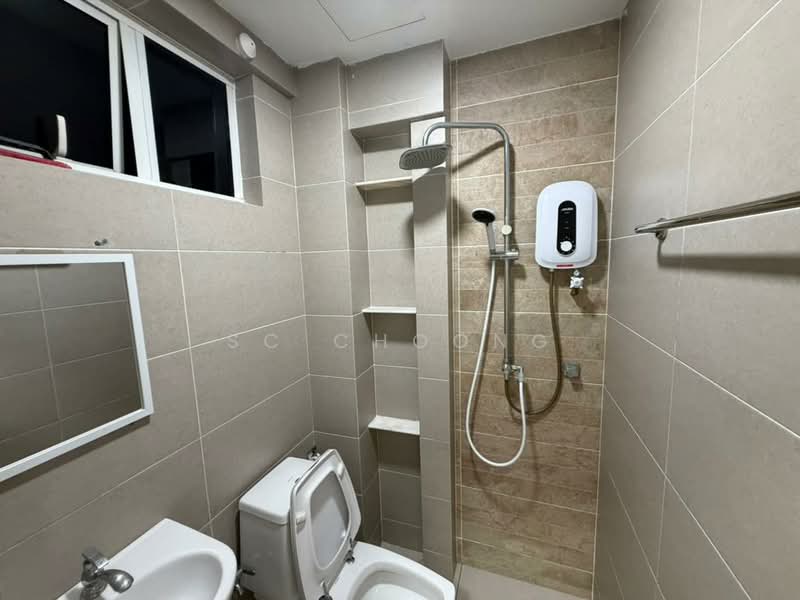 Apartment for Rent at Taman Seri Sari (Sunshine Garden) - SC Choong - Bathroom - PropertyGuru.com.my