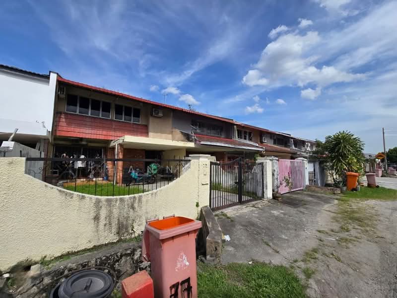 2-storey Terraced House for Sale in SS2 (Petaling Jaya) - Hannee Tay - Exterior - PropertyGuru.com.my