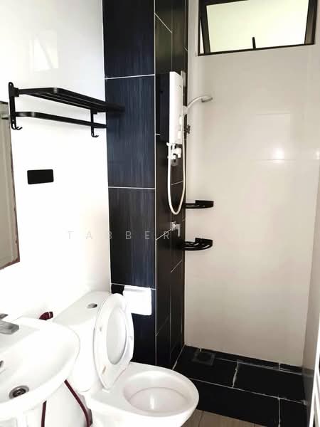 Service Residence for Rent at Seasons Garden Residences - Tabber Tan - Bathroom - PropertyGuru.com.my