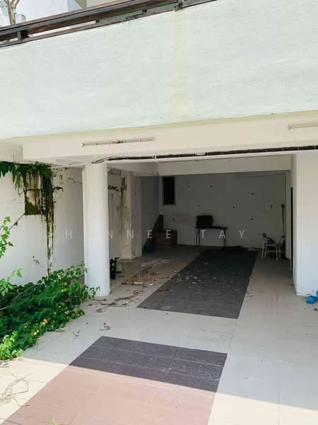 3-storey Terraced House for Sale in Wangsa Ukay (Ulu Kelang) - Hannee Tay - Car Park - PropertyGuru.com.my