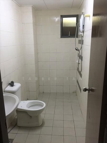 Service Residence for Rent at D'Alamanda - Tabber Tan - Bathroom - PropertyGuru.com.my
