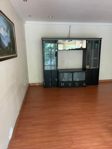 Rumah Bandar untuk Dijual di Taman Sungai Besi Indah (Seri Kembangan) - Faliyana binti Muda - PropertyGuru.com.my