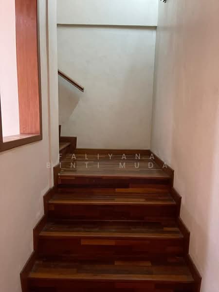 Rumah Bandar untuk Dijual di Taman Sungai Besi Indah (Seri Kembangan) - Faliyana binti Muda - PropertyGuru.com.my
