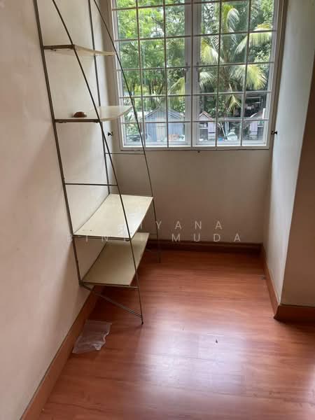 Rumah Bandar untuk Dijual di Taman Sungai Besi Indah (Seri Kembangan) - Faliyana binti Muda - PropertyGuru.com.my