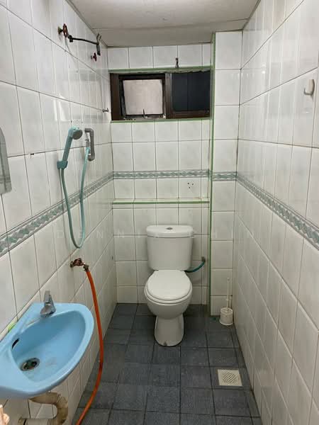 Flat for Rent at Merpati - Dennix Chin - Bathroom - PropertyGuru.com.my