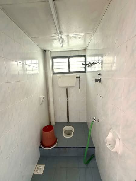 Flat for Rent at Merpati - Dennix Chin - Bathroom - PropertyGuru.com.my