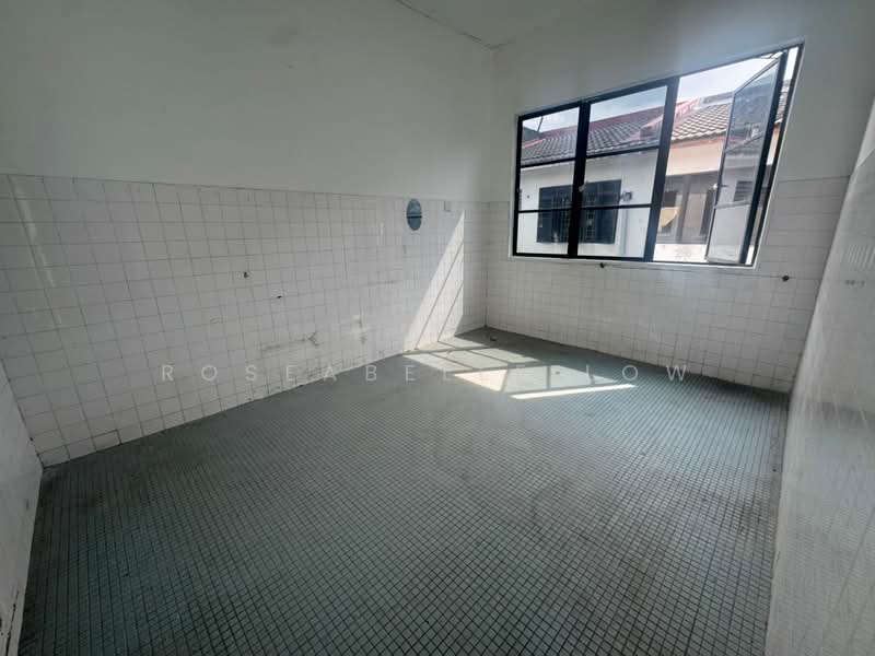 Kedai untuk Disewa di Taman Perindustrian Kinrara (Bandar Kinrara) - Roseabelle Low - Interior - PropertyGuru.com.my