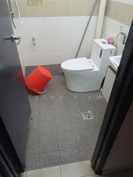 1-storey Terraced House for Sale in Taman Angsamas (Rasah) - Irene Siew - Bathroom - PropertyGuru.com.my