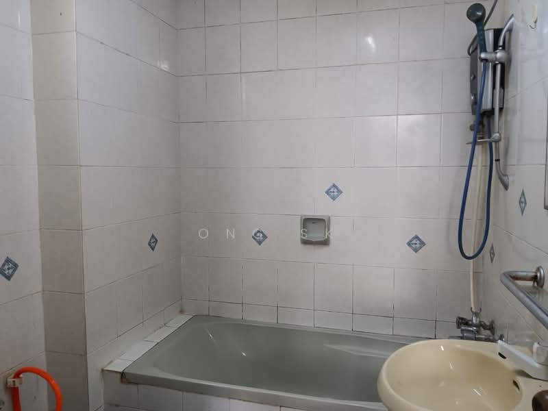 Condominium for Rent at Villa Angsana - Ong SK - Bathroom - PropertyGuru.com.my