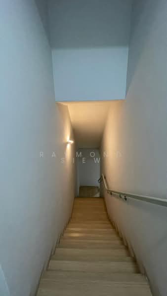 Townhouse for Rent in Petaling Jaya (Selangor) - Raymond Siew - Corridor - PropertyGuru.com.my