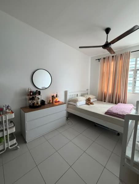 Pangsapuri untuk Dijual di Seri Utama - Keith Bobo - Bedroom - PropertyGuru.com.my