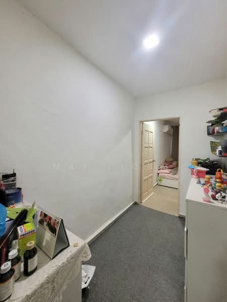 2-storey Terraced House for Sale in Rawang Perdana (Rawang) - May Liong - Bedroom - PropertyGuru.com.my