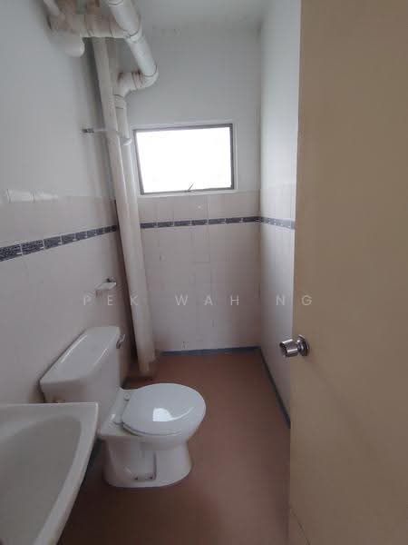 Pangsapuri untuk Dijual di Kenanga Apartments - Pek Wah Ng - PropertyGuru.com.my