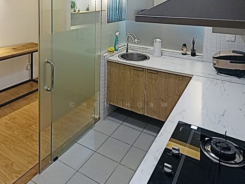 Service Residence for Sale at i-Zen @ Kiara 1 - Chen Hoaw - Kitchen - PropertyGuru.com.my