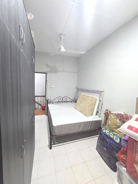 2-storey Terraced House for Sale in Taman Bukit Tiram (Ulu Tiram) - Kino Jaw - Bedroom - PropertyGuru.com.my