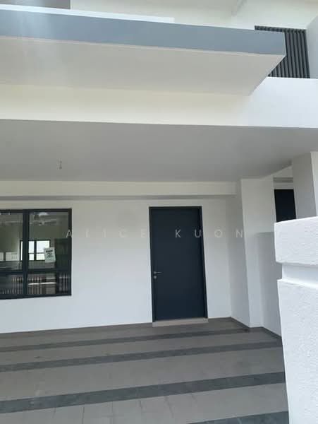2-storey Terraced House for Sale in Rawang (Selangor) - Alice Kuon - Exterior - PropertyGuru.com.my