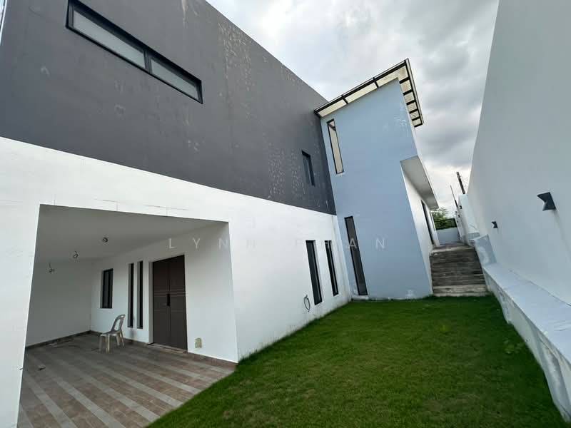 Semi-Detached House for Sale in Taman Nong Chik (Johor Bahru) - Lynn Phan - PropertyGuru.com.my