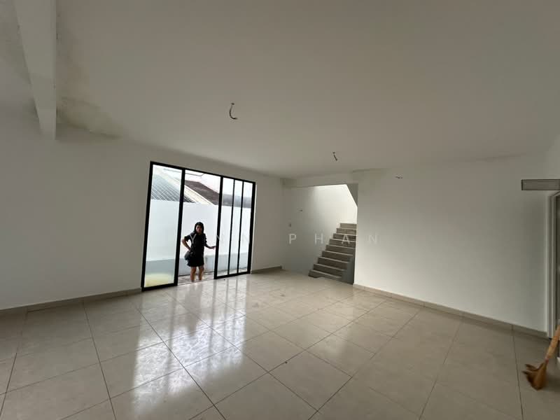 Semi-Detached House for Sale in Taman Nong Chik (Johor Bahru) - Lynn Phan - PropertyGuru.com.my