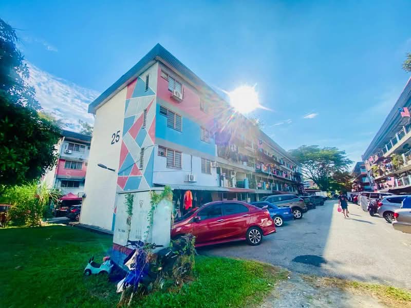 Flat for Sale at PKNS Flat Seksyen 16 - Sariza Hartanah - Exterior - PropertyGuru.com.my