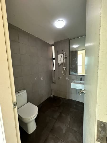 Service Residence for Rent at MKH Boulevard - KK HEW - Bathroom - PropertyGuru.com.my