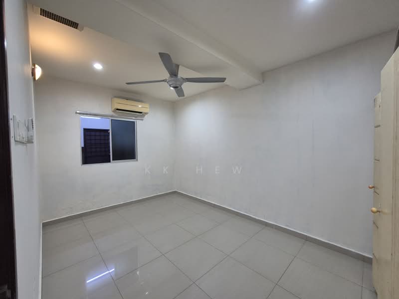 Rumah Teres 1 Tingkat untuk Dijual di Taman Paling Jaya (Semenyih) - KK HEW - Interior - PropertyGuru.com.my