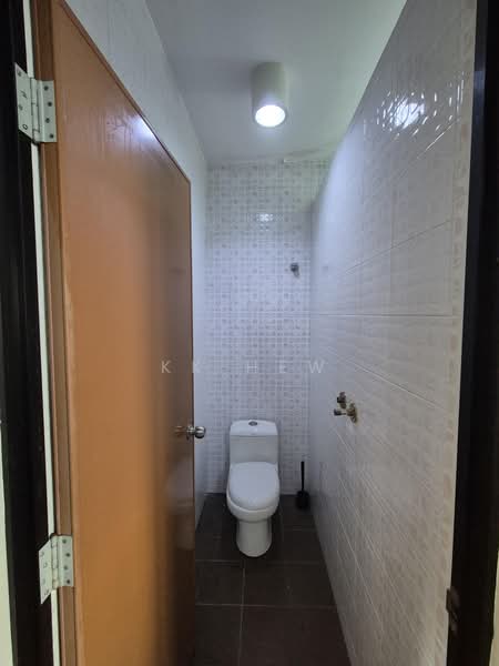 Rumah Teres 1 Tingkat untuk Dijual di Taman Paling Jaya (Semenyih) - KK HEW - Bathroom - PropertyGuru.com.my