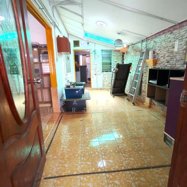 Rumah Teres 1 Tingkat untuk Dijual di Sabak Bernam (Selangor) - Sariza Hartanah - Interior - PropertyGuru.com.my