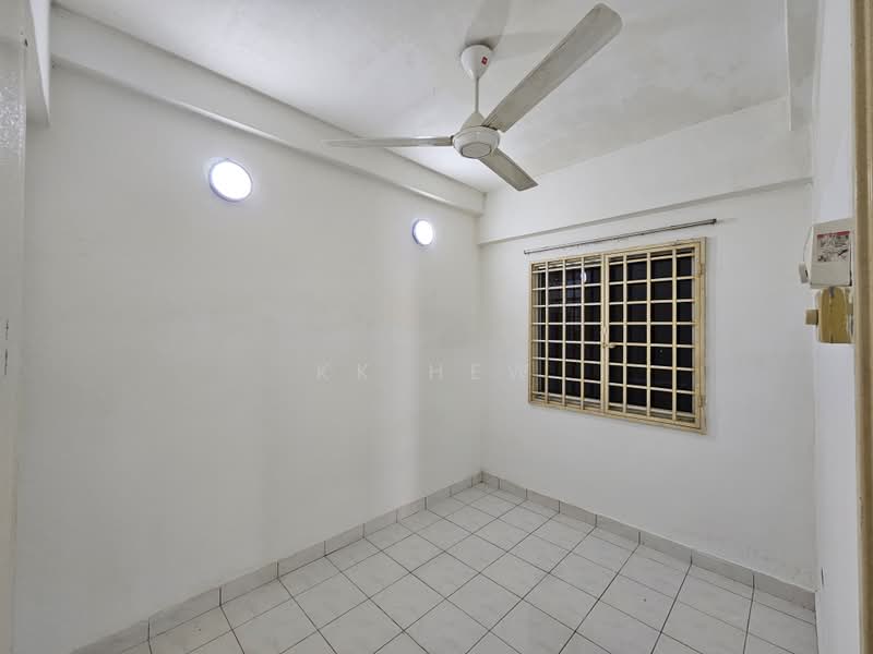 Pangsapuri untuk Disewa di Anggerik Villa 2 Apartment - KK HEW - Interior - PropertyGuru.com.my