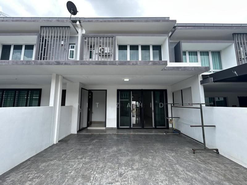 Rumah Teres 2-Tingkat untuk Dijual di Dengkil (Selangor) - Pit Zahid - Exterior - PropertyGuru.com.my