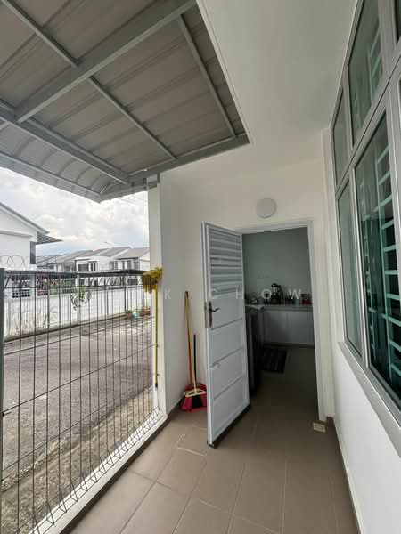 2-storey Terraced House for Sale in Mutiara Rini (Skudai) - Zack Chow - Kitchen - PropertyGuru.com.my