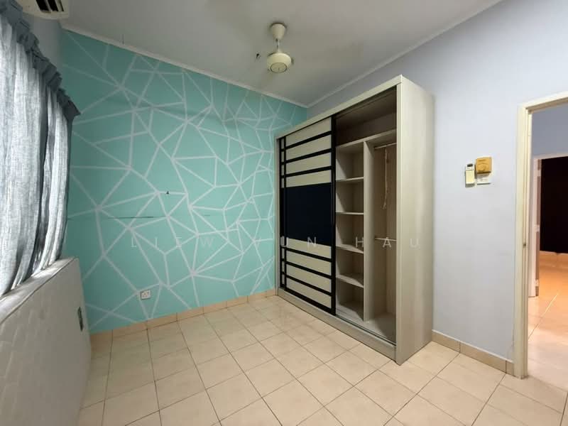 Terraced House for Rent in Taman Mutiara Rini (Skudai) - Liew Vun Hau - Bedroom - PropertyGuru.com.my