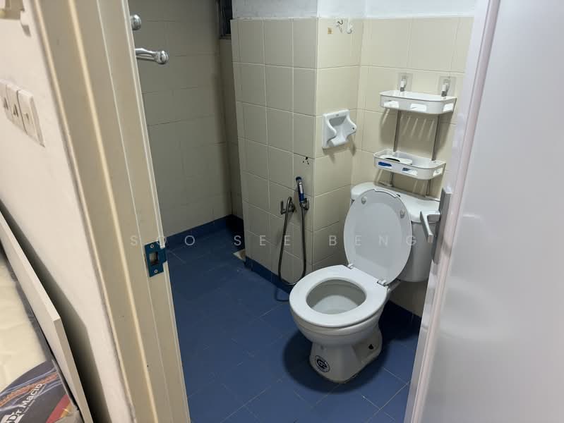 Condominium for Sale at Perdana Exclusive - Soo See Beng - Bathroom - PropertyGuru.com.my