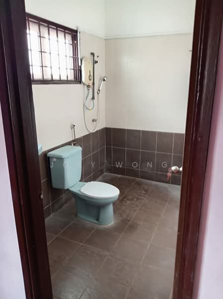 Rumah Teres untuk Dijual di Usj 4 (Subang Jaya) - Joey Wong - Bathroom - PropertyGuru.com.my