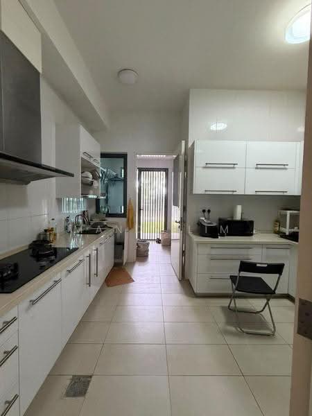 Semi-Detached House for Rent in Cyberjaya (Selangor) - Mandy Lim - Kitchen - PropertyGuru.com.my