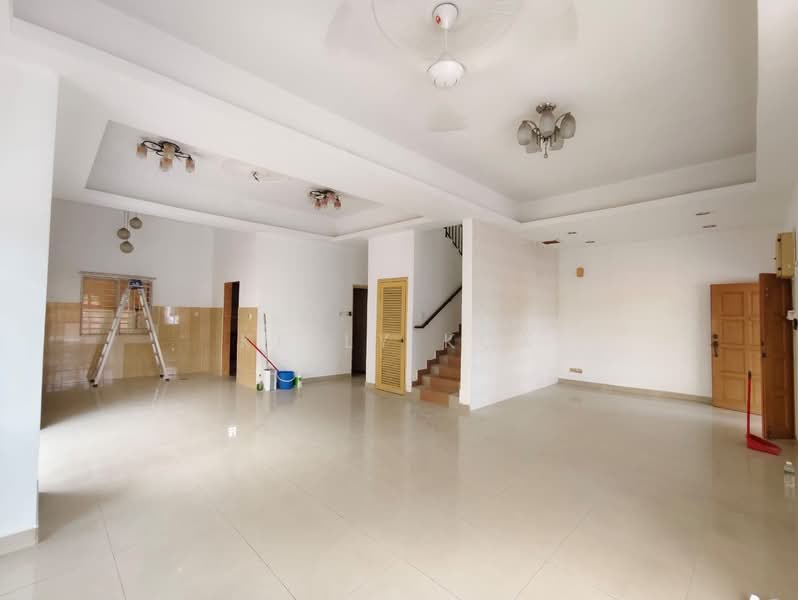Rumah Berkembar untuk Dijual di Sungai Buloh (Selangor) - Kelly Kok - PropertyGuru.com.my