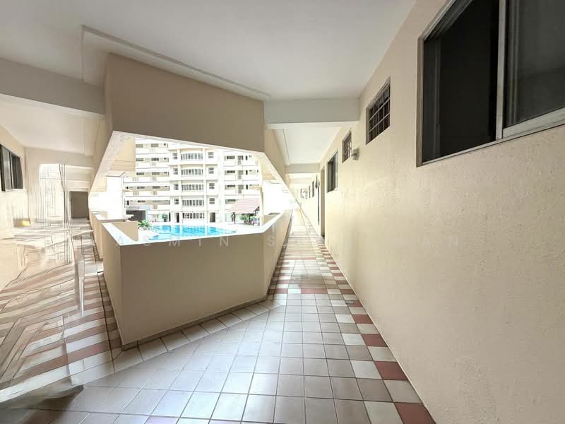 Kondominium untuk Dijual di Menara Jaya - Yasmin Sulaiman - Corridor - PropertyGuru.com.my