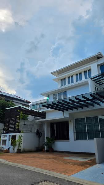 Rumah Berkembar untuk Dijual di Damansara Perdana (Selangor) - Ganesh Ramanathan (Ganesha) - Exterior - PropertyGuru.com.my