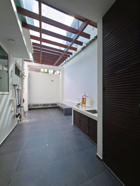Rumah Berkembar untuk Dijual di Damansara Perdana (Selangor) - Ganesh Ramanathan (Ganesha) - Exterior - PropertyGuru.com.my