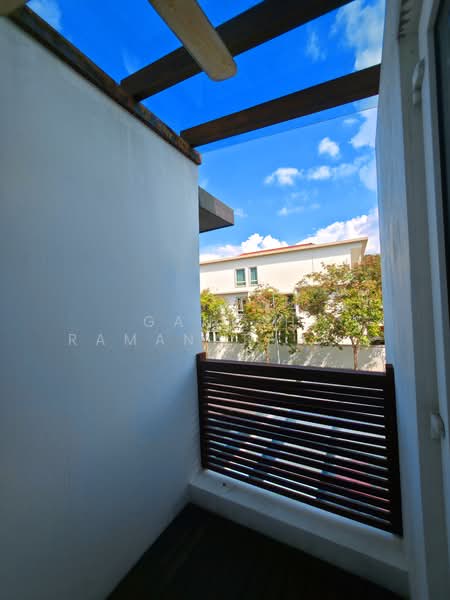Rumah Berkembar untuk Dijual di Damansara Perdana (Selangor) - Ganesh Ramanathan (Ganesha) - PropertyGuru.com.my