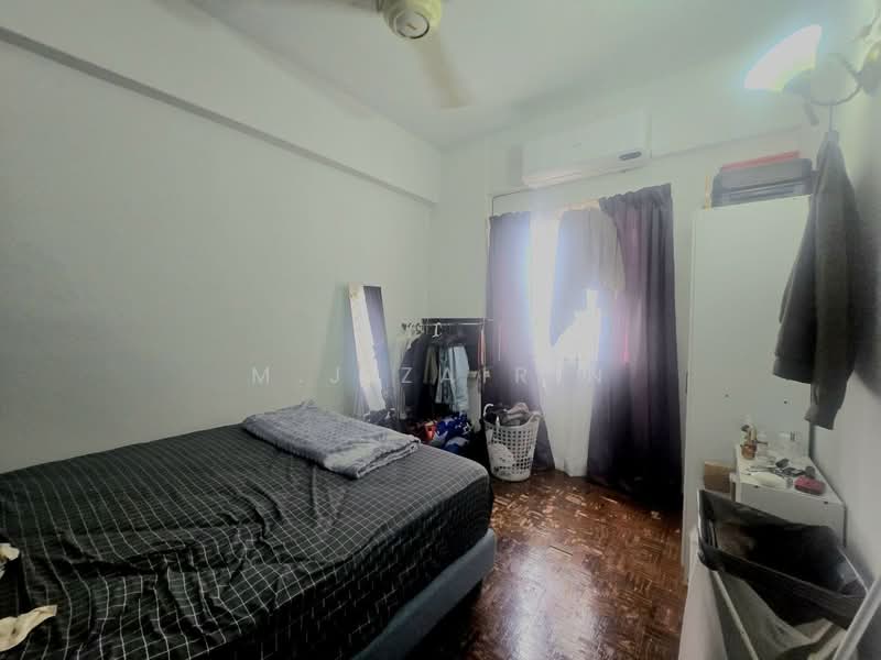Condominium for Sale at Pandan Puteri - M.J Zairin - Bedroom - PropertyGuru.com.my