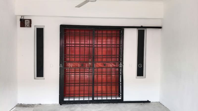 Rumah Teres 2 Tingkat untuk Dijual di Taman Scientex Pasir Gudang (Pasir Gudang) - Daniel Yong - Entrance - PropertyGuru.com.my