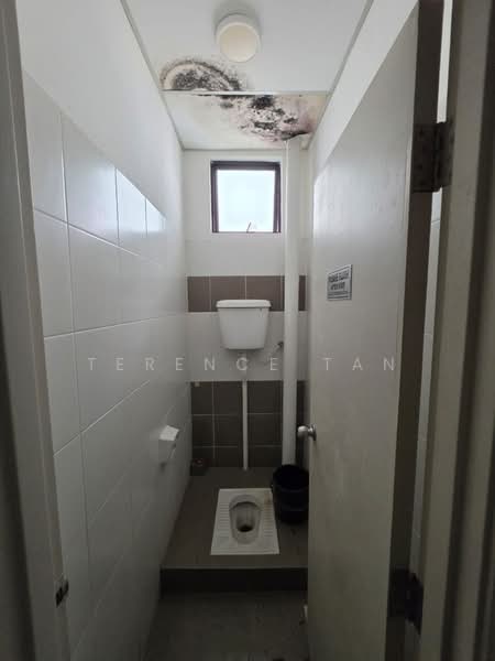 Kedai / Pejabat untuk Disewa di Bandar Dato Onn (Tebrau) - Terence Tan - Bathroom - PropertyGuru.com.my