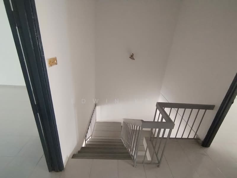 2-storey Terraced House for Sale in Seremban (Negeri Sembilan) - EDWIN KEE - Corridor - PropertyGuru.com.my