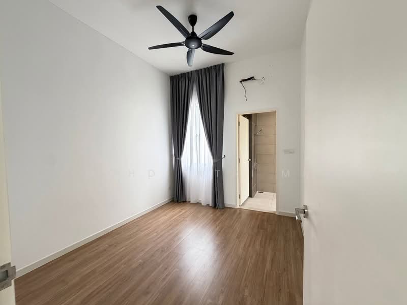 2-storey Terraced House for Rent in Bandar Gamuda Cove (Dengkil) - Mohd Fitri MF - Bedroom - PropertyGuru.com.my