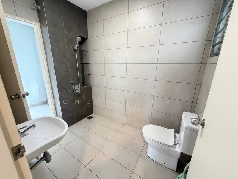 2-storey Terraced House for Rent in Bandar Gamuda Cove (Dengkil) - Mohd Fitri MF - Bathroom - PropertyGuru.com.my