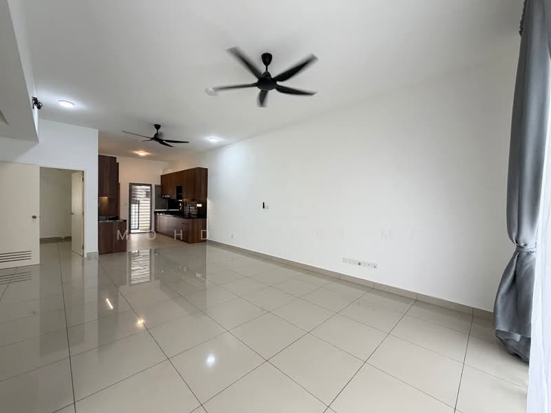 2-storey Terraced House for Rent in Bandar Gamuda Cove (Dengkil) - Mohd Fitri MF - Living Room - PropertyGuru.com.my