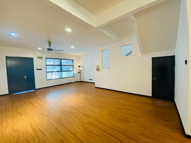 Terraced House for Sale in Perdana College Heights (Mantin) - Hawa Ibrahim - Living Room - PropertyGuru.com.my